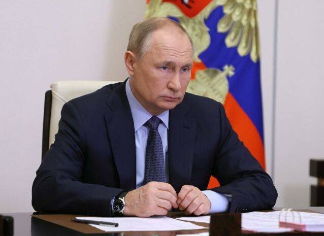 Путин объявил о повышении МРОТ до 13 890 рублей