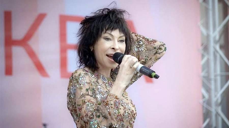Певицу Марину Хлебникову госпитализировали после пожара в Москве