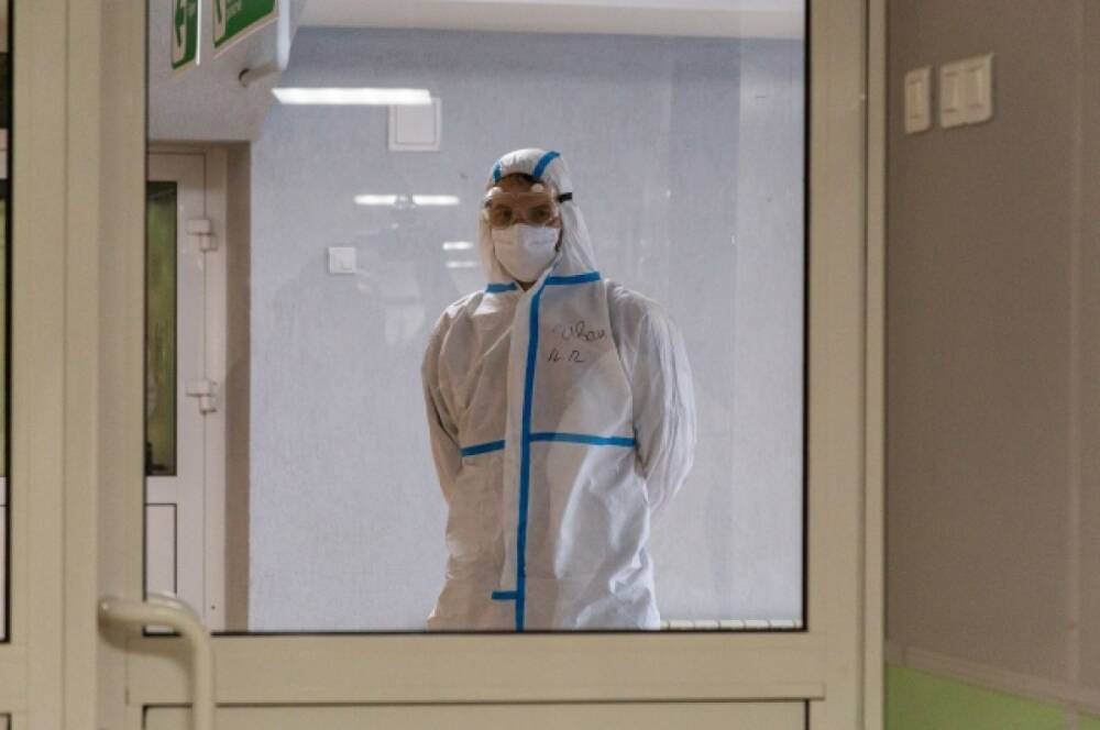В ФРГ за сутки вновь выявили более 50 тыс. случаев заражения коронавирусом