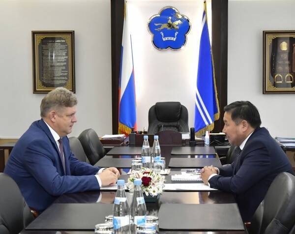 Сибирский полпред Анатолий Серышев посетил Туву: Республике будем помогать по максимуму, как поручил президент