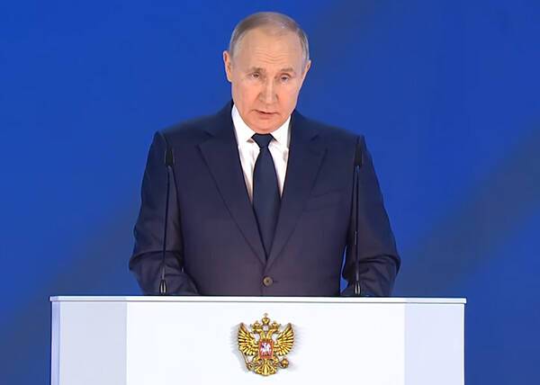 Путин предложил увеличить прожиточный минимум и МРОТ в 2022 году