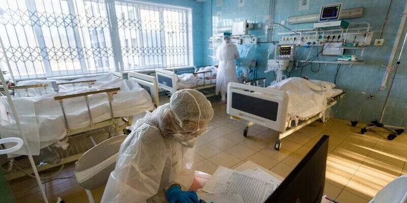 Еще 12 новосибирцев с коронавирусом умерли от возникших осложнений