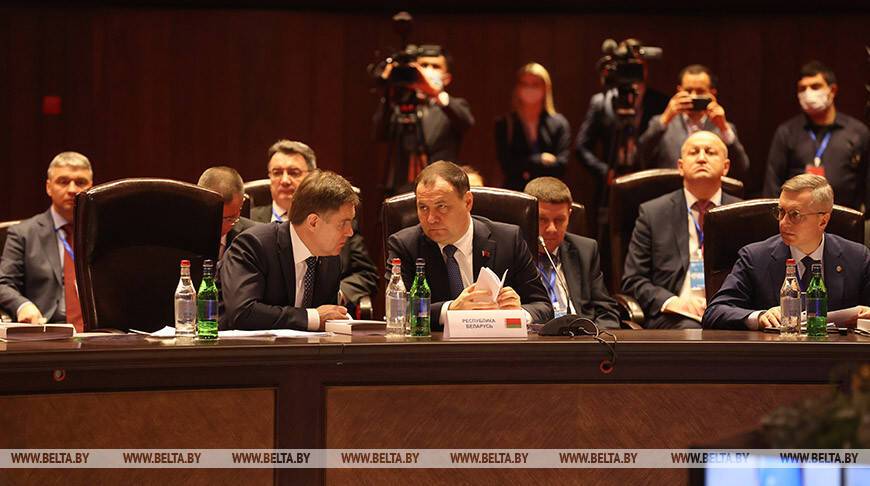 Головченко: мы делаем все, чтобы экономические агенты и население не почувствовали санкций