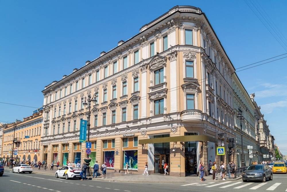 Администрация Петербурга предложила торговым центрам открыть крыши для экскурсий