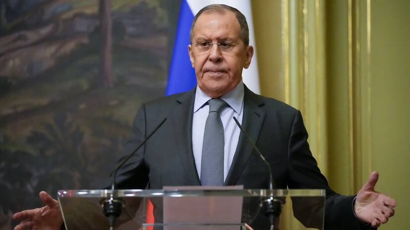 Лавров подверг критике вопрос о действиях России для достижения симпатии Запада