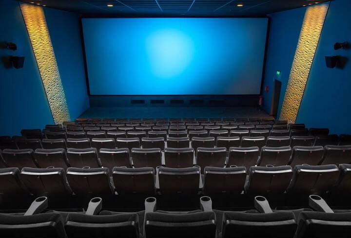 "Ъ": владельцы кинотеатров попросили снять ограничения по заполняемости залов