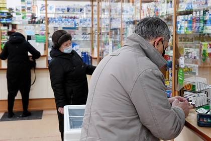 Провизор раскрыла способы обмана россиян в аптеках