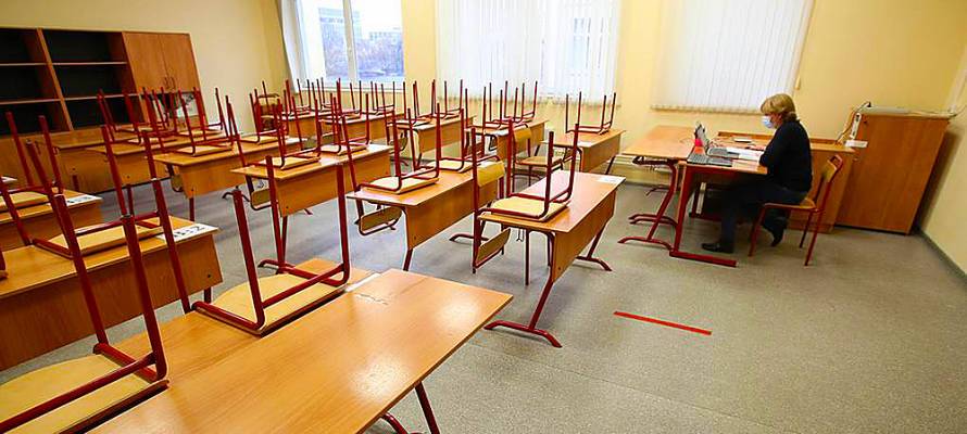 В Карелии закрыли 344 школьных класса накануне каникул из-за роста заболеваемости COVID-19