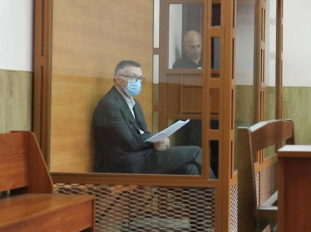 Суд оставил под стражей подозреваемого в убийстве экс-главу МИД Украины Кожару