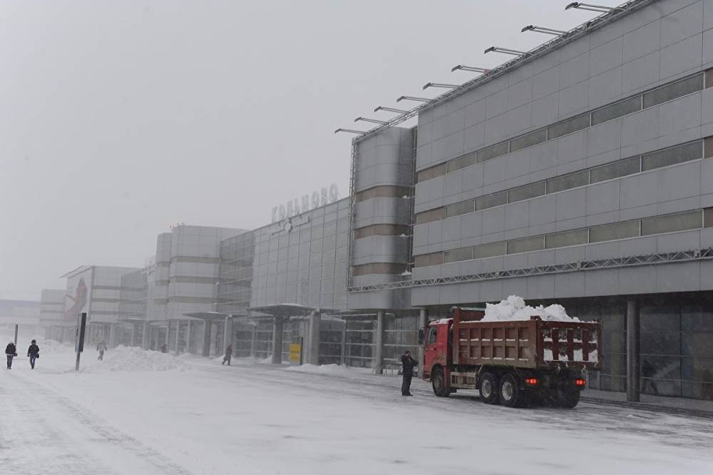 Авиакомпании отменяют рейсы из Екатеринбурга в Москву из-за тумана