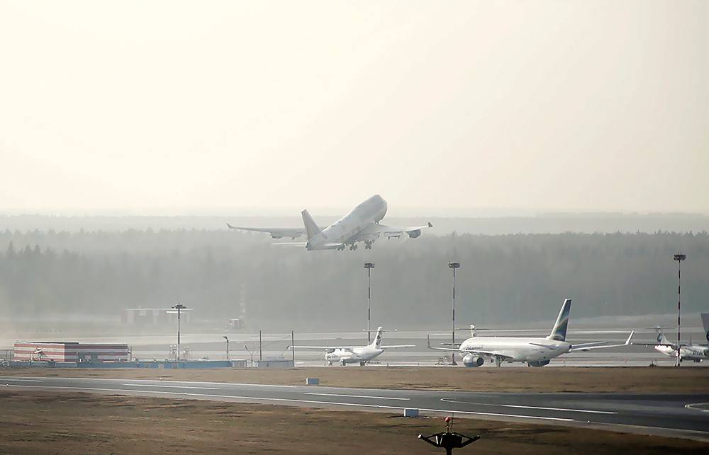 Рейсы в Москву посадили в Ярославле из-за тумана в столице