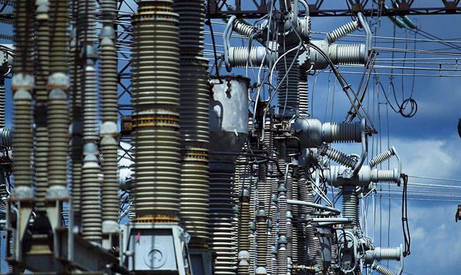 Беларусь начала поставку в Украину электроэнергии в рамках «аварийной помощи»