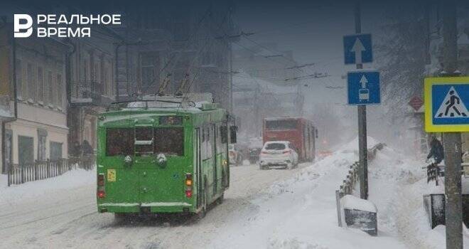 Сегодня в Казани очищать улицы от снега будут свыше двухсот единиц специальной техники