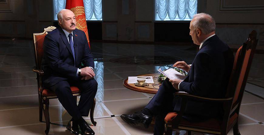 Александр Лукашенко - журналисту Би-би-си: не факт, что они не застрелили бы какого-то Мэтью или тебя