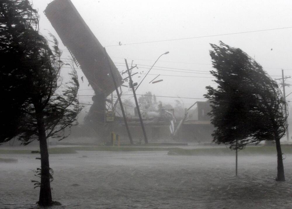 Первый уровень опасности: непогода наделала бед в Украине, синоптики предупредили о новом ударе