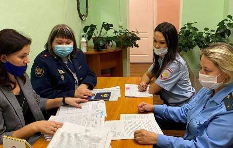 В Кунгуре 19 ноября в рамках Всероссийского дня правовой помощи детям осуществляла работу консультационная площадка