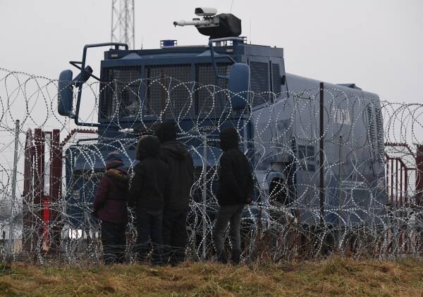 Польша не исключила закрытия границы с Белоруссией из-за миграционного кризиса