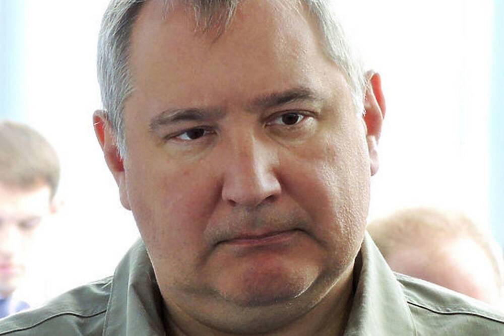 Рогозин процитировал Сталина в ответ на критику картины с Пересильд