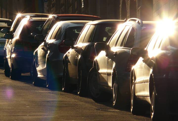 Более 70 улиц Центрального района Петербурга войдут в зону платной парковки с 1 декабря