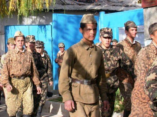 В Таджикистане можно официально откупиться от службы в армии