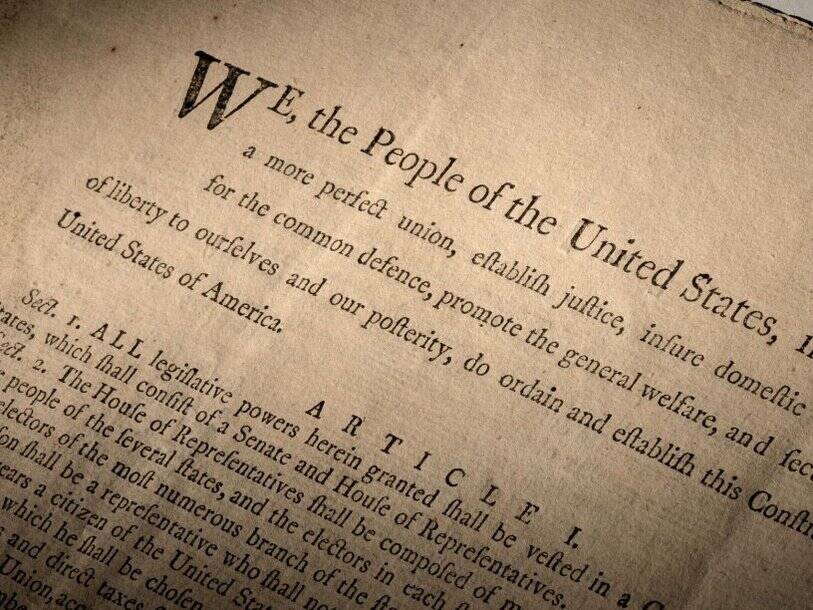 Экземпляр первого издания Конституции США стал самым дорогим в истории текстом, проданным на аукционе