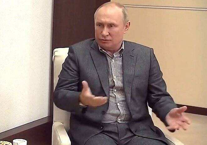 Путин вызвался добровольцем на испытания назальной вакцины от ковида