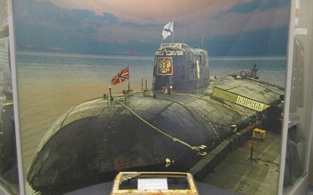 Экс-командующий Северным флотом рассказал о роли подлодки НАТО в гибели «Курска»
