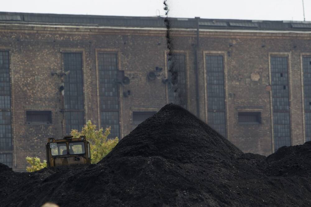 Казахский уголь для Украины застрял в российском порту, а отказ от угля до 2035 года пересмотрят