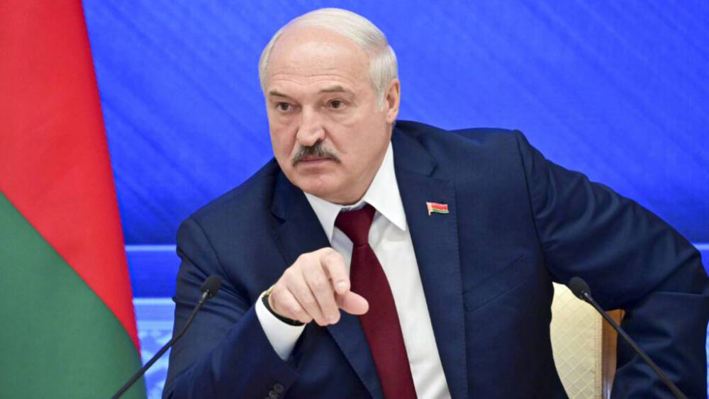 Лукашенко продолжает выдавливать беженцев в Германию