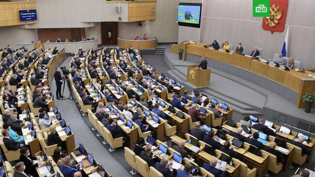 Госдума отреагировала на призыв Путина повысить МРОТ, изменив проект бюджета