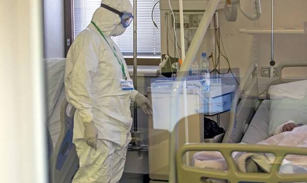 В России суточный прирост заболевших коронавирусом снизился до 33 996 человек
