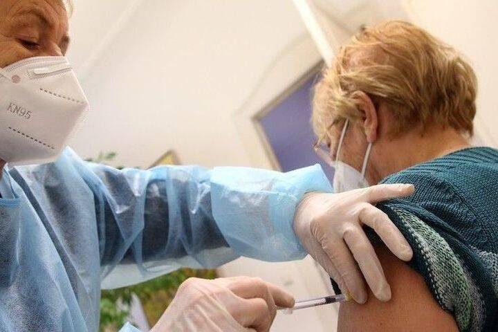 Губернатор Курской области отклонил предложение продлевать выплаты привившимся жителям старше 65 лет