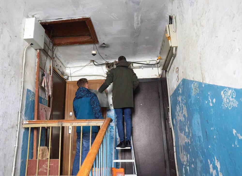 Аварийный дом на Советской в Ново-Александровске подлатают
