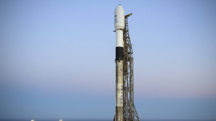 В США стартовала ракета-носитель Falcon 9 с космическим зондом DRAT