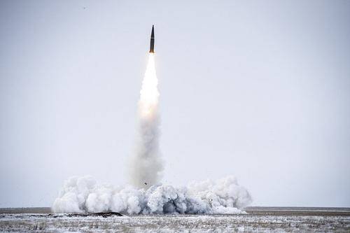 Полковник Хатылев: США «были в ужасе» из-за того, что Россия уничтожила ракетой свой спутник