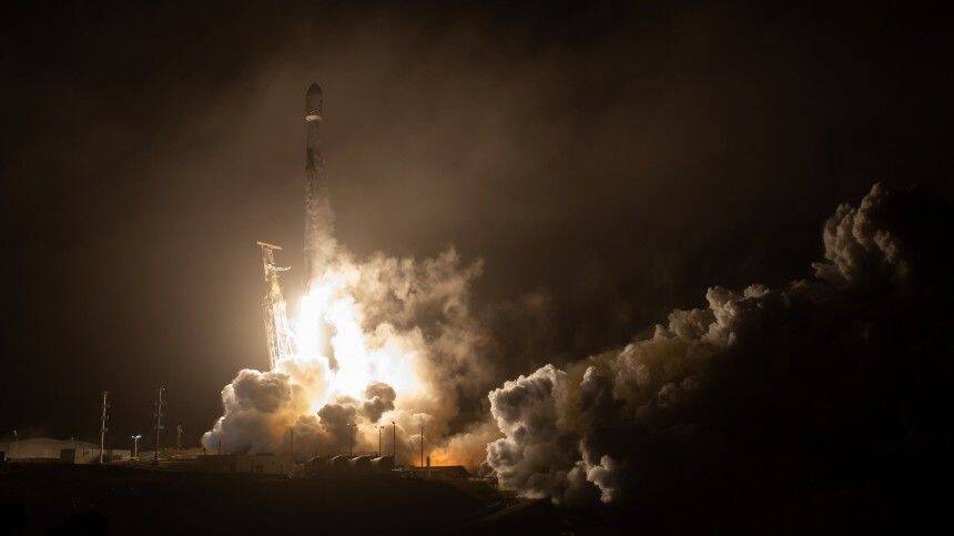 SрасеХ отправила на Falcon 9 «зонд-камикадзе» для защиты Земли от астерроидов