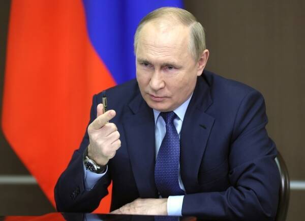 Минтруд выполнит майские указы Владимира Путина до конца года