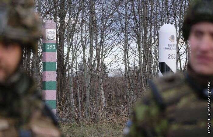Эстония завершила возведение временных заграждений на границе с Россией
