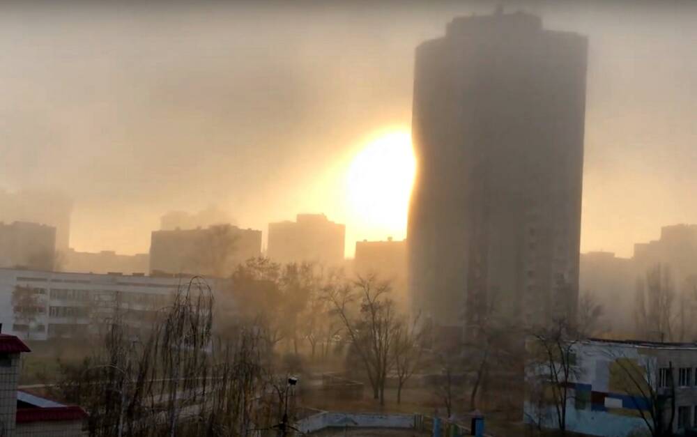 Ветер, туман и гололед: Укргидрометцентр предупредил об ухудшении погоды в четверг 25 ноября