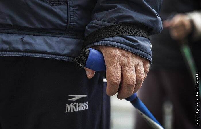 Для пожилых россиян, пострадавших от жестокого обращения, могут открыть горячую линию