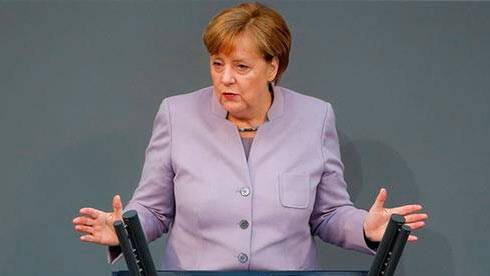 Меркель обсудила с Зеленским ситуацию на восточной границе Украины