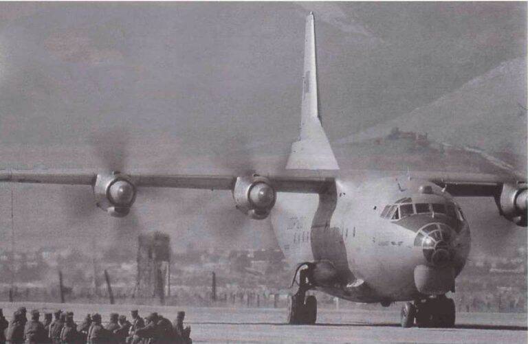 «Чёрный тюльпан»: какой советский самолёт стал «воздушным катафалком» в Афганистане - Русская семерка
