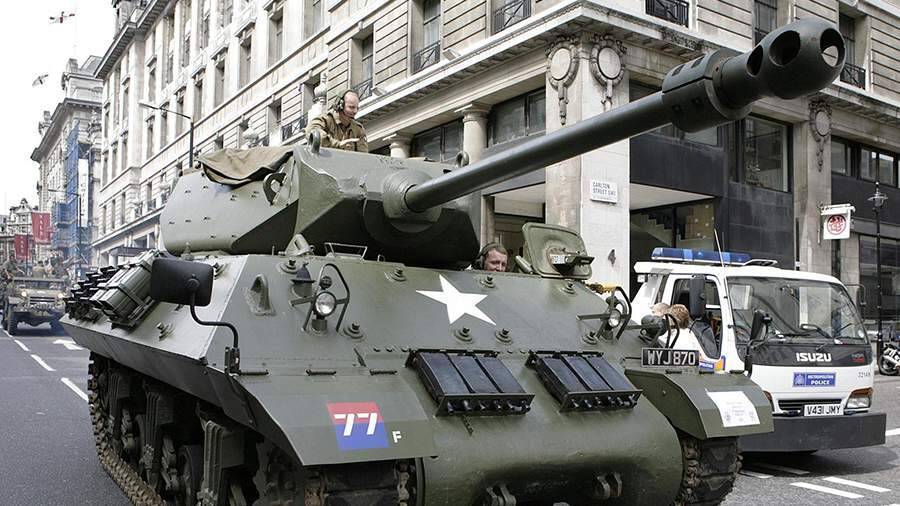 Великобритания перебросит военную технику ФРГ на случай «войны с Россией»