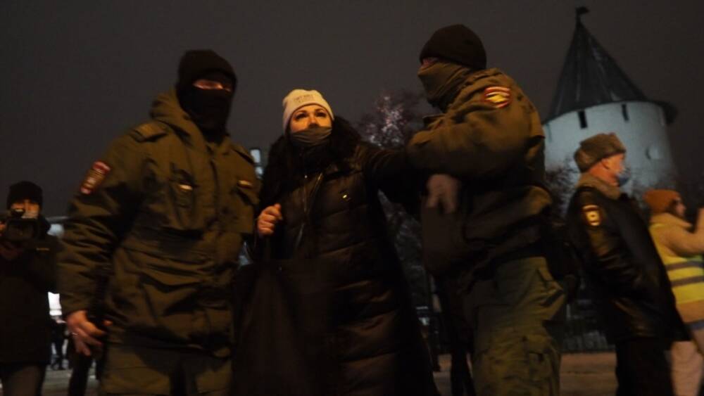Суд в Казани оштрафовал участников митинга против QR-кодов