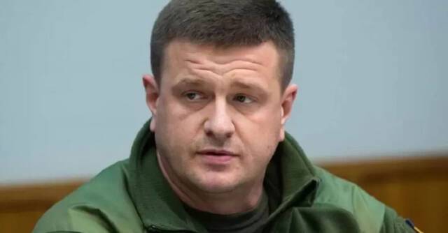 «Меня вынудили обратиться в суд» — экс-глава ГУР Бурба подает в суд на Зеленского