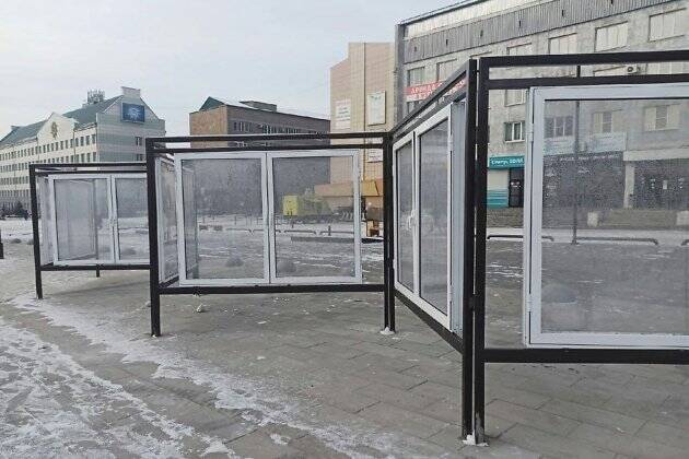 Пластиковые окна в рамах на Театральной площади власти Читы назвали недоразумением