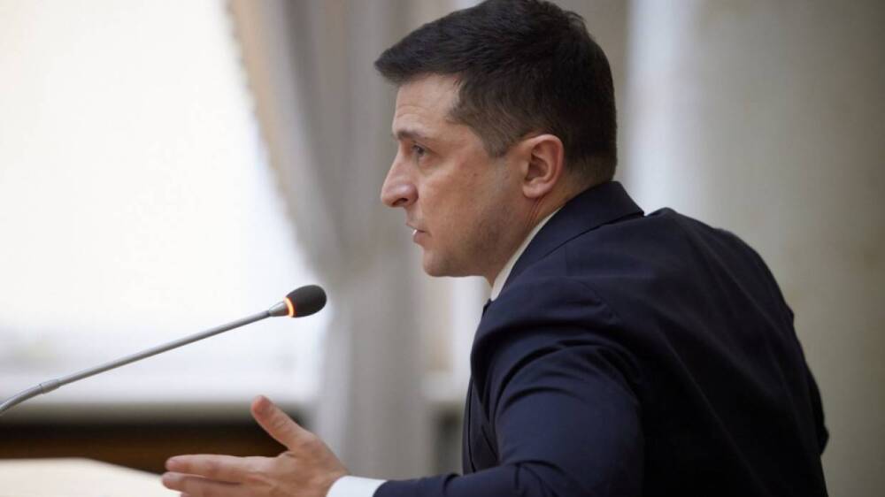 Зеленский допустил возможность ужесточения правил въезда на Украину для россиян