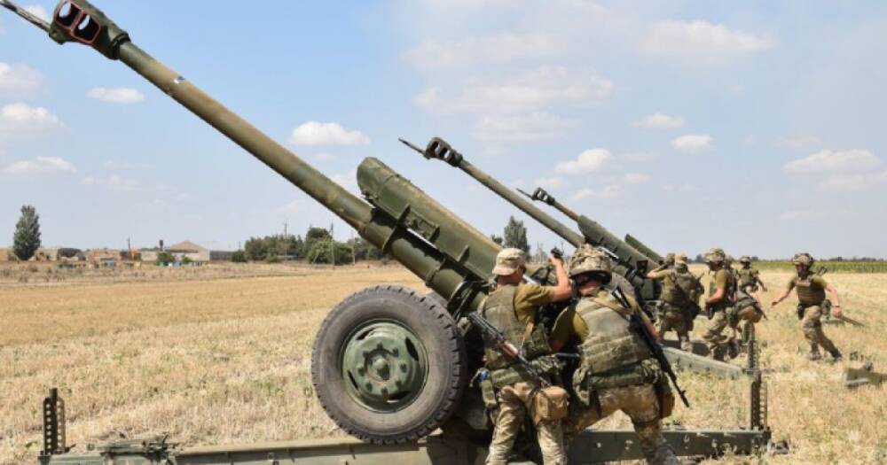 Артиллерия плохая, боеприпасов мало. Forbes назвал причины поражения Украины в войне с Россией
