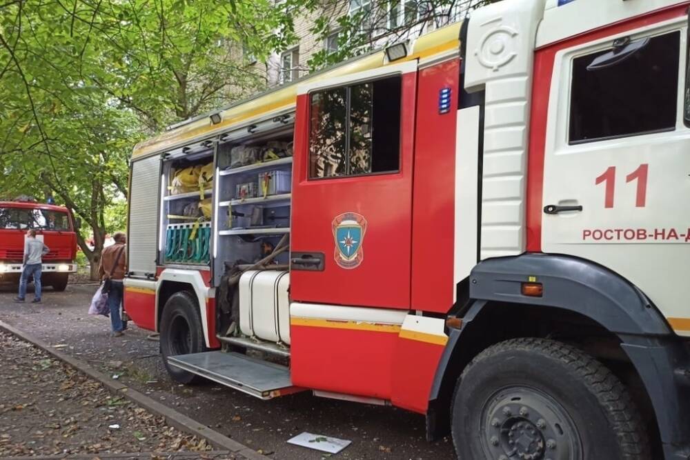 В Ростовской области при пожаре в КАМАЗе пострадал 52-летний мужчина
