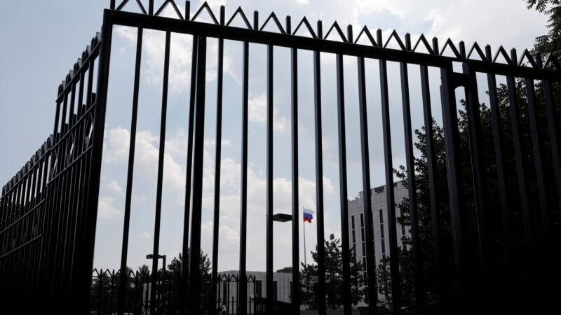 Москва заявила, что в январе еще 27 российских дипломатов покинут США